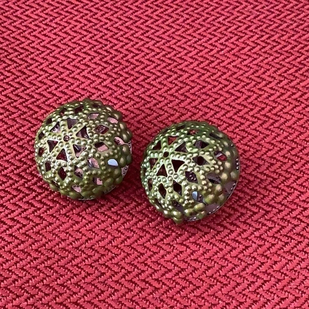 Vintage clip on earrings